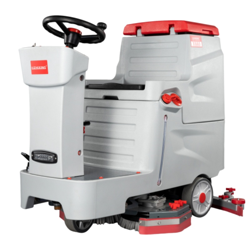 贵港坦洁驾驶式洗地机X660